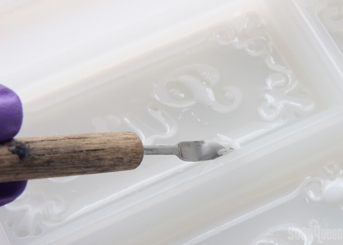 Pure Charcoal Melt & Pour Soap DIY