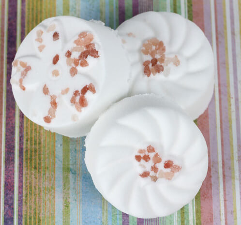 Bath bombs with pink Himalayan salt